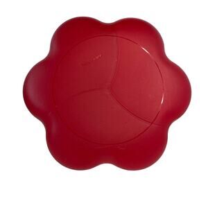 Tupperware Flower Scalloped Chip Bowl And Cover Red 1.5 Gal